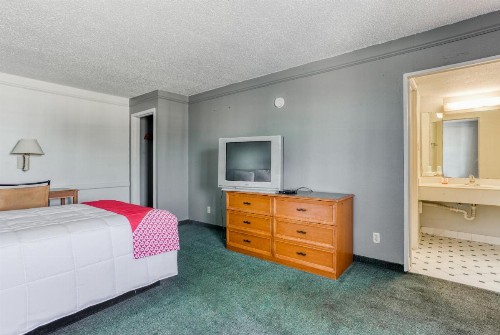 HEMP Inn Oklahoma City - image 3