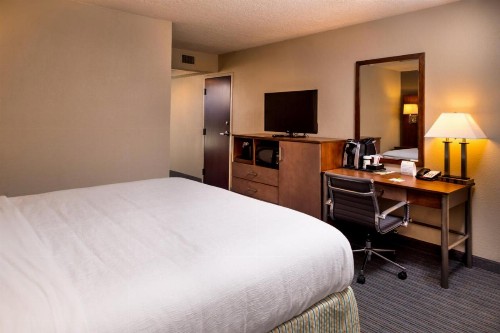 Holiday Inn Hotel & Suites Oklahoma City North an IHG Hotel - image 24
