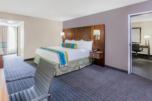 Holiday Inn Hotel & Suites Oklahoma City North an IHG Hotel - image 26