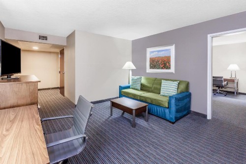 Holiday Inn Hotel & Suites Oklahoma City North an IHG Hotel - image 34