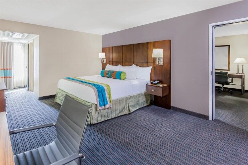 Holiday Inn Hotel & Suites Oklahoma City North an IHG Hotel - image 35