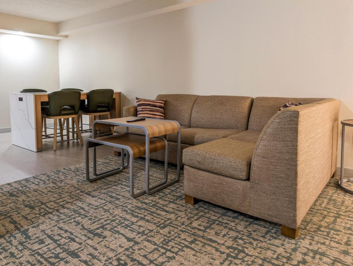 Hyatt Place Oklahoma City Airport - image 2