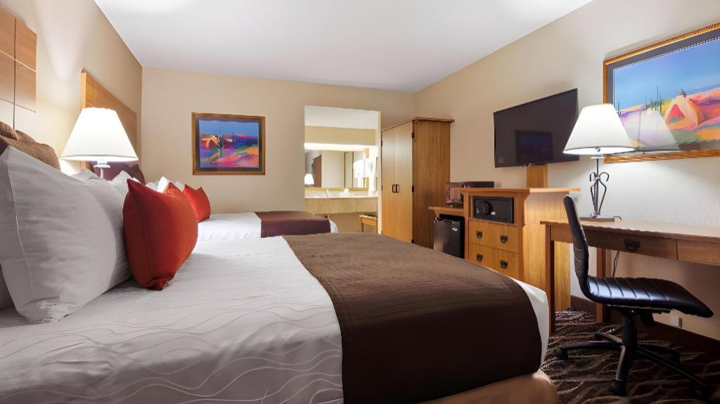 Best Western Plus Saddleback Inn and Conference Center - main image