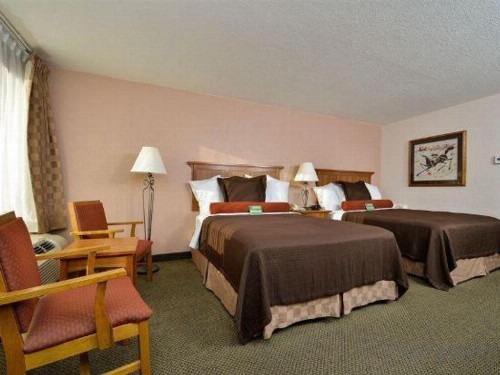 Best Western Plus Saddleback Inn and Conference Center - image 17