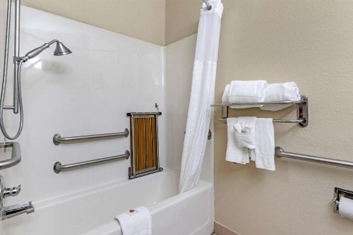 Comfort Inn Oklahoma City - image 16