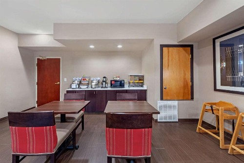 Comfort Inn Oklahoma City - image 27