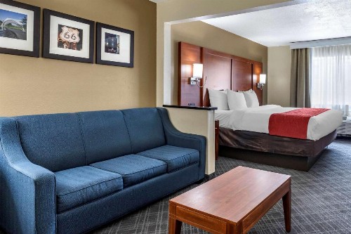Comfort Inn Oklahoma City - image 9