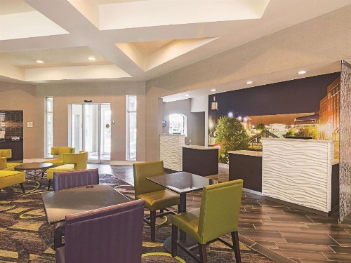 La Quinta by Wyndham Oklahoma City - NW Expwy - image 16