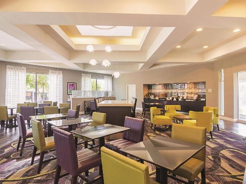 La Quinta by Wyndham Oklahoma City - NW Expwy - image 6