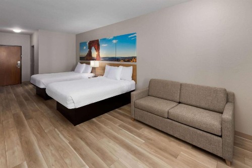 Days Inn by Wyndham Oklahoma City - image 21