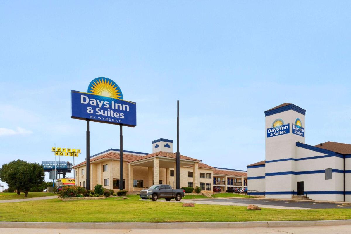 Days Inn by Wyndham Oklahoma City - image 3