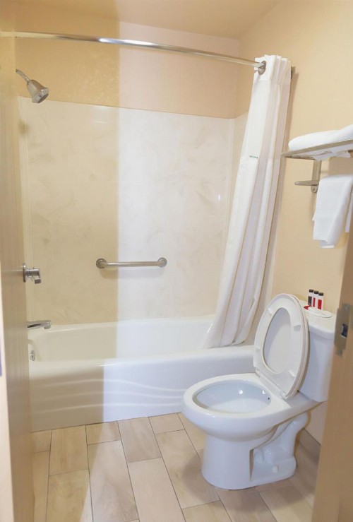 Days Inn by Wyndham Oklahoma City - image 34