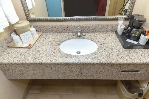 Days Inn by Wyndham Oklahoma City - image 35