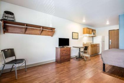 WoodSpring Suites Oklahoma City Tinker AFB - image 13