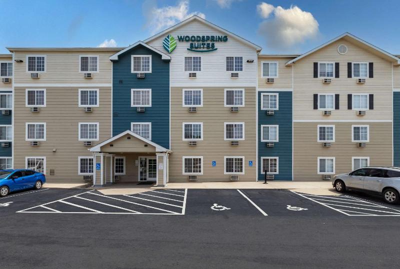 WoodSpring Suites Oklahoma City Tinker AFB - image 7