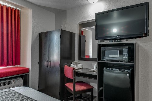 Microtel Inn & Suites by Wyndham Oklahoma City Airport - image 30