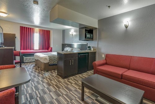 Microtel Inn & Suites by Wyndham Oklahoma City Airport - image 34