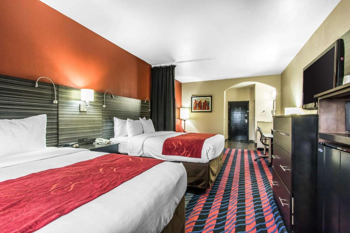 Comfort Suites Fairgrounds West - image 3