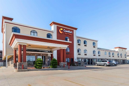 Comfort Suites Fairgrounds West - image 32