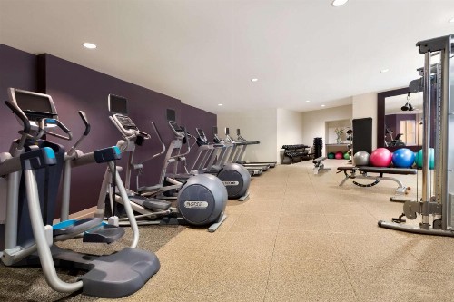 DoubleTree by Hilton Hotel Oklahoma City Airport - image 13