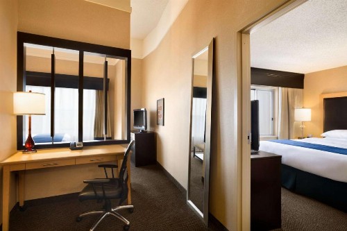 DoubleTree by Hilton Hotel Oklahoma City Airport - image 14