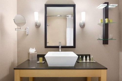 DoubleTree by Hilton Hotel Oklahoma City Airport - image 15
