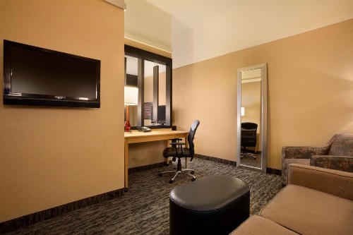 DoubleTree by Hilton Hotel Oklahoma City Airport - image 18