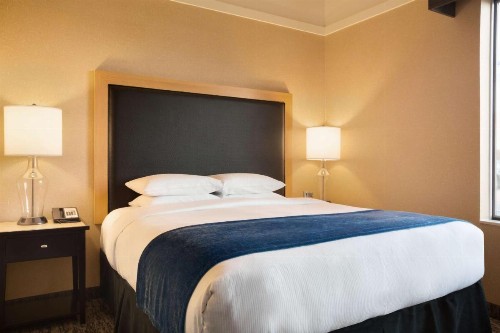 DoubleTree by Hilton Hotel Oklahoma City Airport - image 20