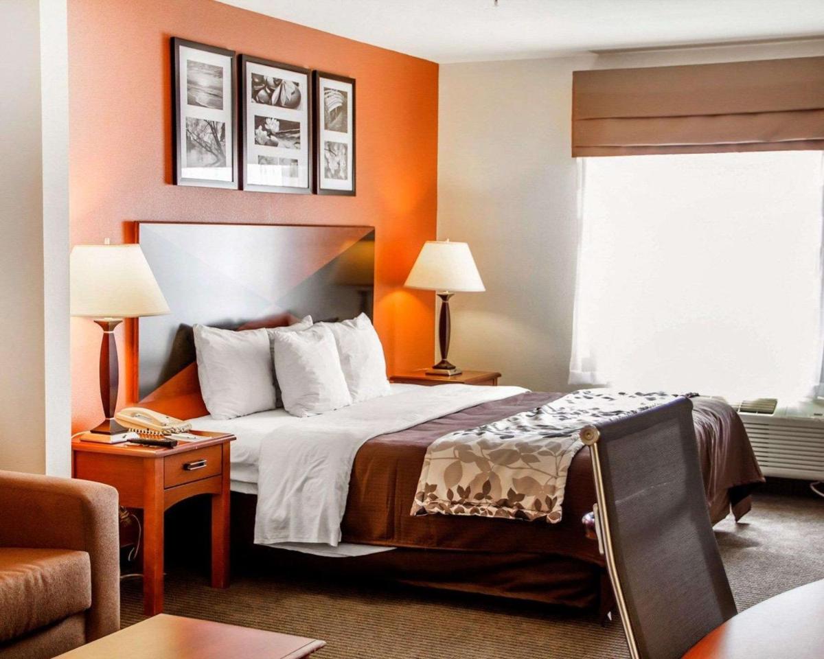 Sleep Inn & Suites Oklahoma City Northwest - image 4