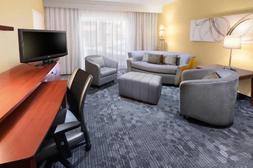 Courtyard by Marriott Oklahoma City Airport - image 7