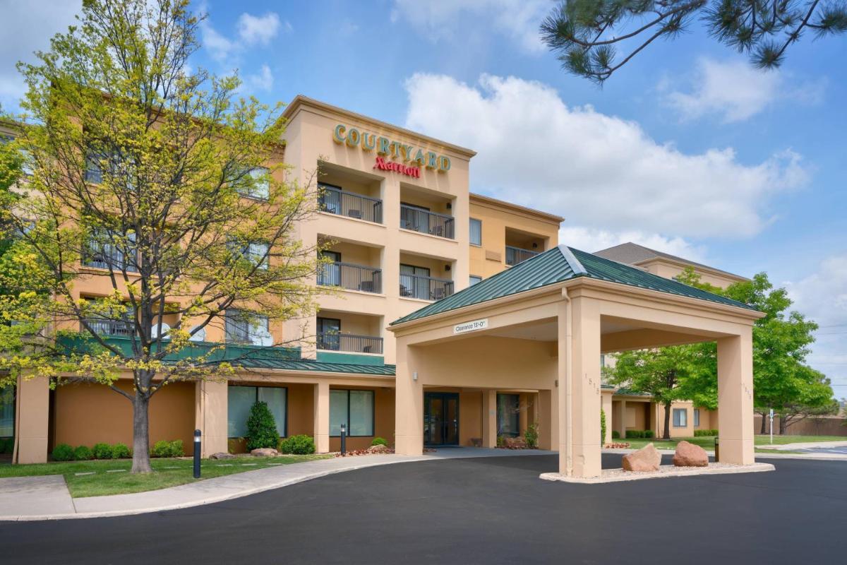 Courtyard by Marriott Oklahoma City Northwest - image 4