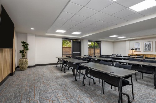 Hyatt Place OKC NW - image 16
