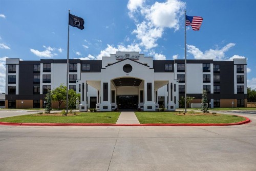 Hyatt Place OKC NW - image 2