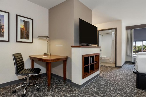 Hyatt Place OKC NW - image 22