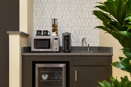 Hyatt Place OKC NW - image 25
