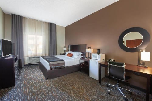 Wingate by Wyndham Oklahoma City Airport - image 34