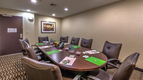 Holiday Inn North Quail Springs an IHG Hotel - image 19