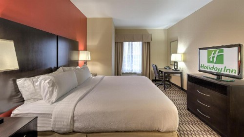 Holiday Inn North Quail Springs an IHG Hotel - image 2