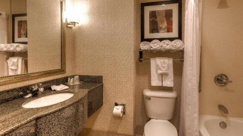 Holiday Inn North Quail Springs an IHG Hotel - image 24