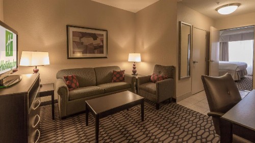 Holiday Inn North Quail Springs an IHG Hotel - image 33