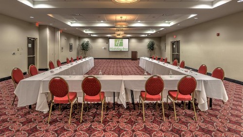 Holiday Inn North Quail Springs an IHG Hotel - image 38