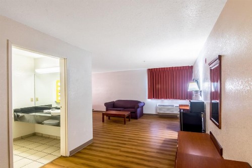 Motel 6-Oklahoma City OK - image 16