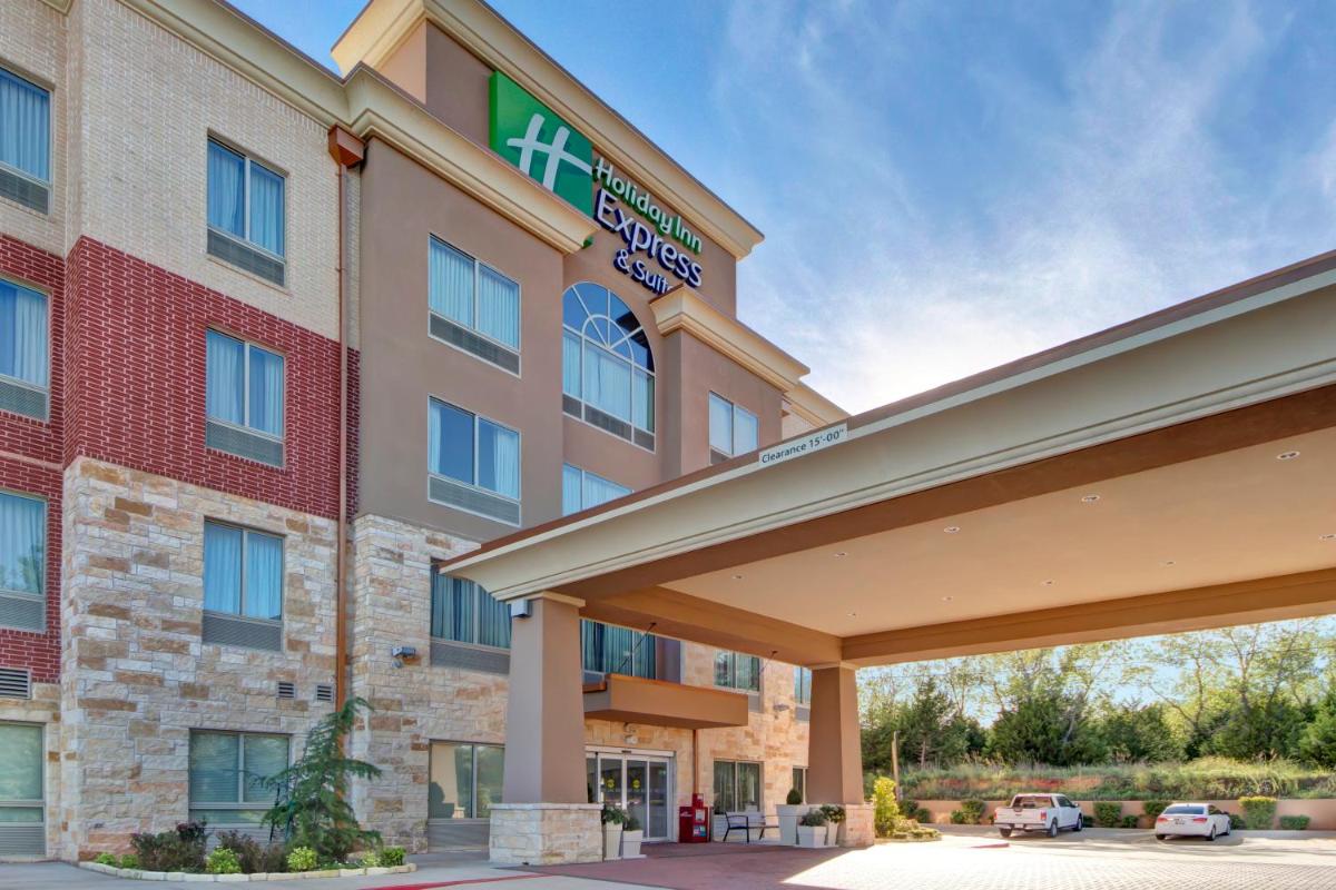 Holiday Inn Express and Suites Oklahoma City North an IHG Hotel - image 3