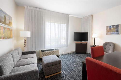 TownePlace Suites Oklahoma City Airport - image 7