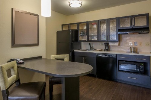 Candlewood Suites Del City an IHG Hotel - image 15