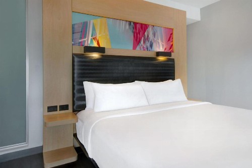 Aloft Oklahoma City Downtown – Bricktown - image 4