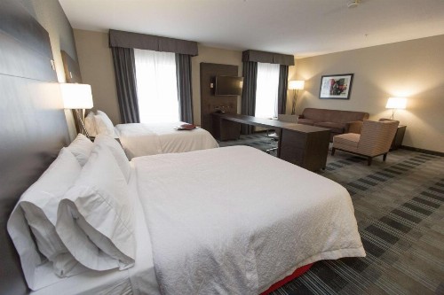 Hampton Inn & Suites Oklahoma City Airport - image 12