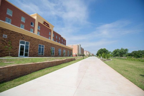 Hampton Inn & Suites Oklahoma City Airport - image 18