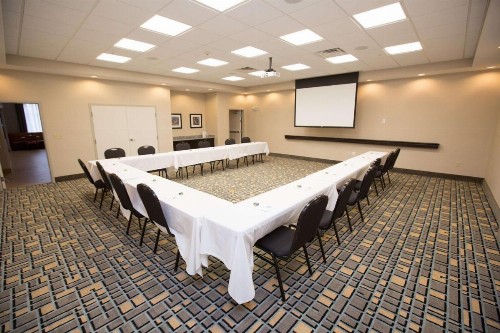Hampton Inn & Suites Oklahoma City Airport - image 21