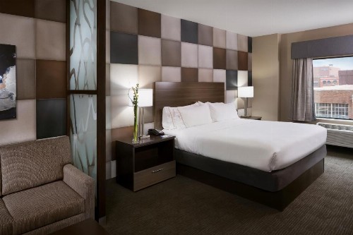 Holiday Inn Express & Suites Oklahoma City Downtown - Bricktown an IHG Hotel - image 10